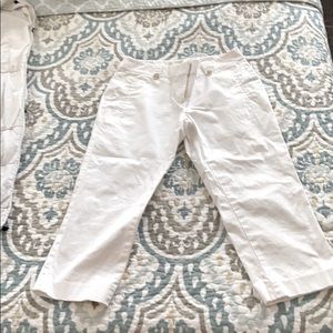 Ann Taylor loft white Capri pants